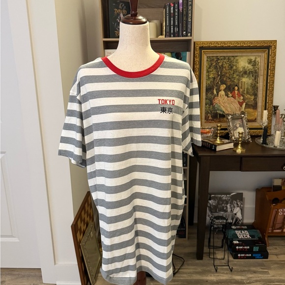 Urban Outfitters Gray and White Striped Tokyo Tee NWOT - Picture 1 of 5